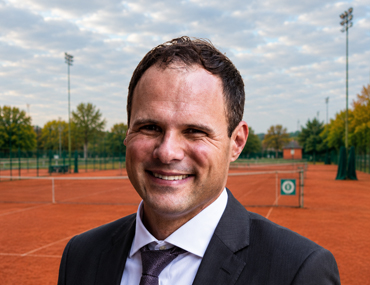 Dr. Marc J. Philipp